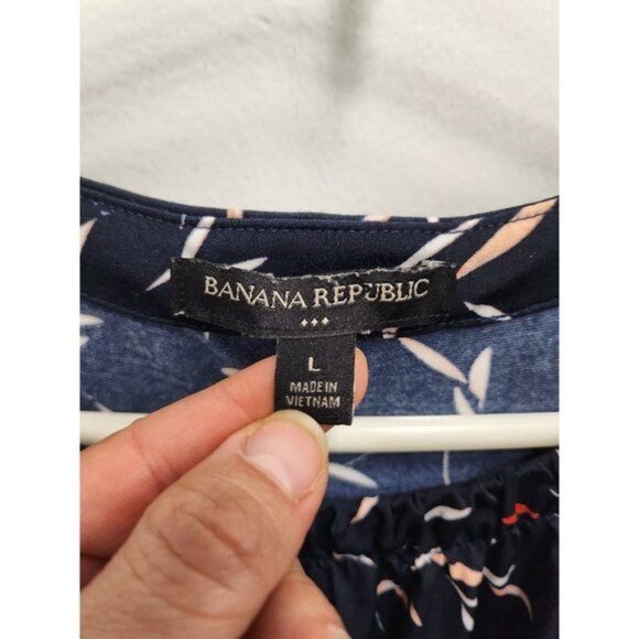 Banana Republic • Confetti Print Stretchy top - Picture 4 of 7
